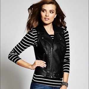 GUESS SLEEVLESS FAUX LEATHER JACKET